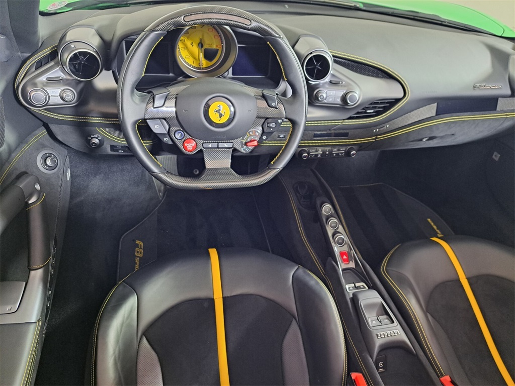 2023 Ferrari F8 Spider Base photo 4