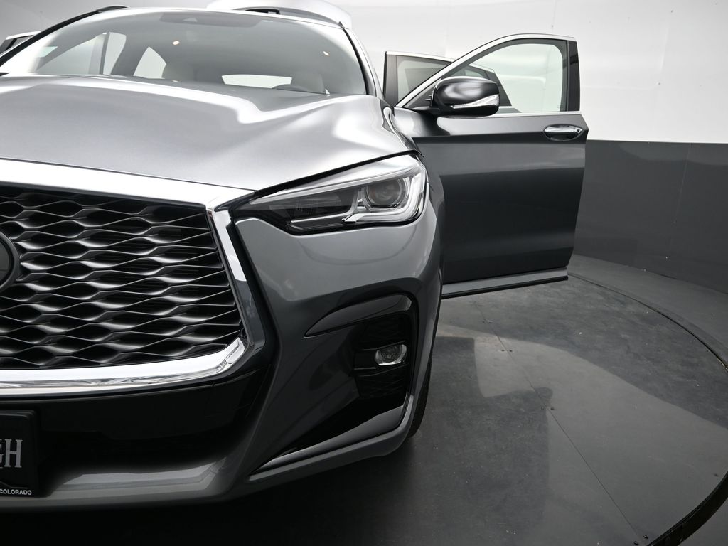 2025 Infiniti QX55 Luxe photo 9