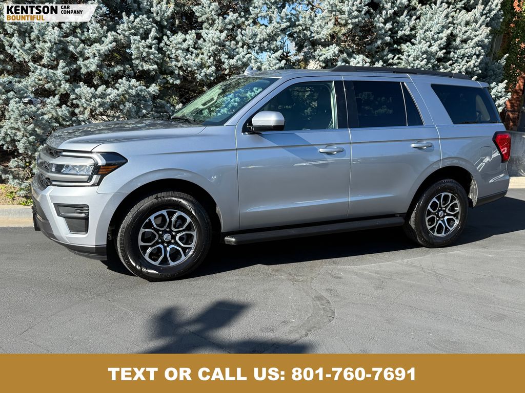 2024 Ford Expedition XLT's photo