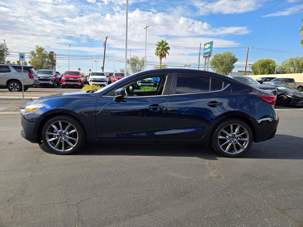 2018 Mazda Mazda3 Touring photo 3