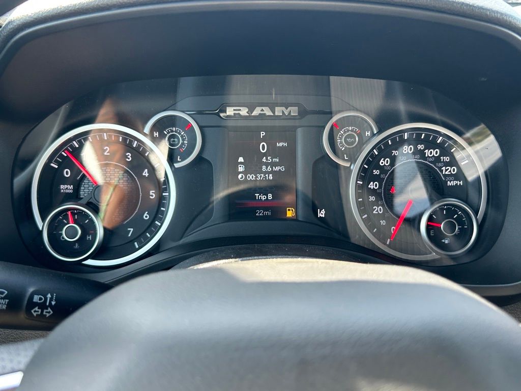 2025 Ram 1500 Tradesman photo 35