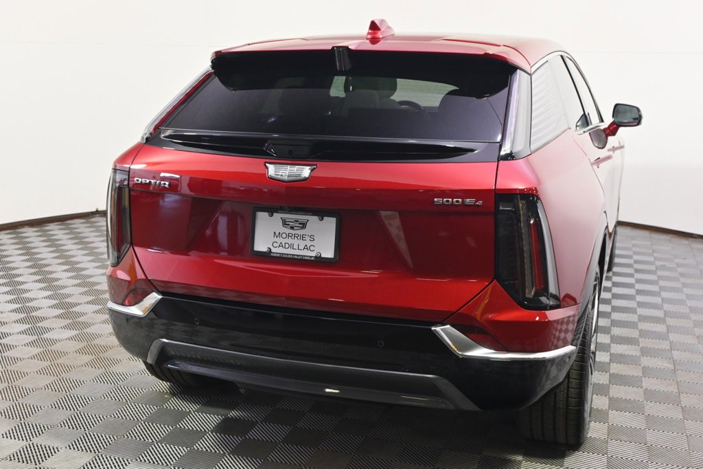 2025 Cadillac Optiq Luxury photo 6