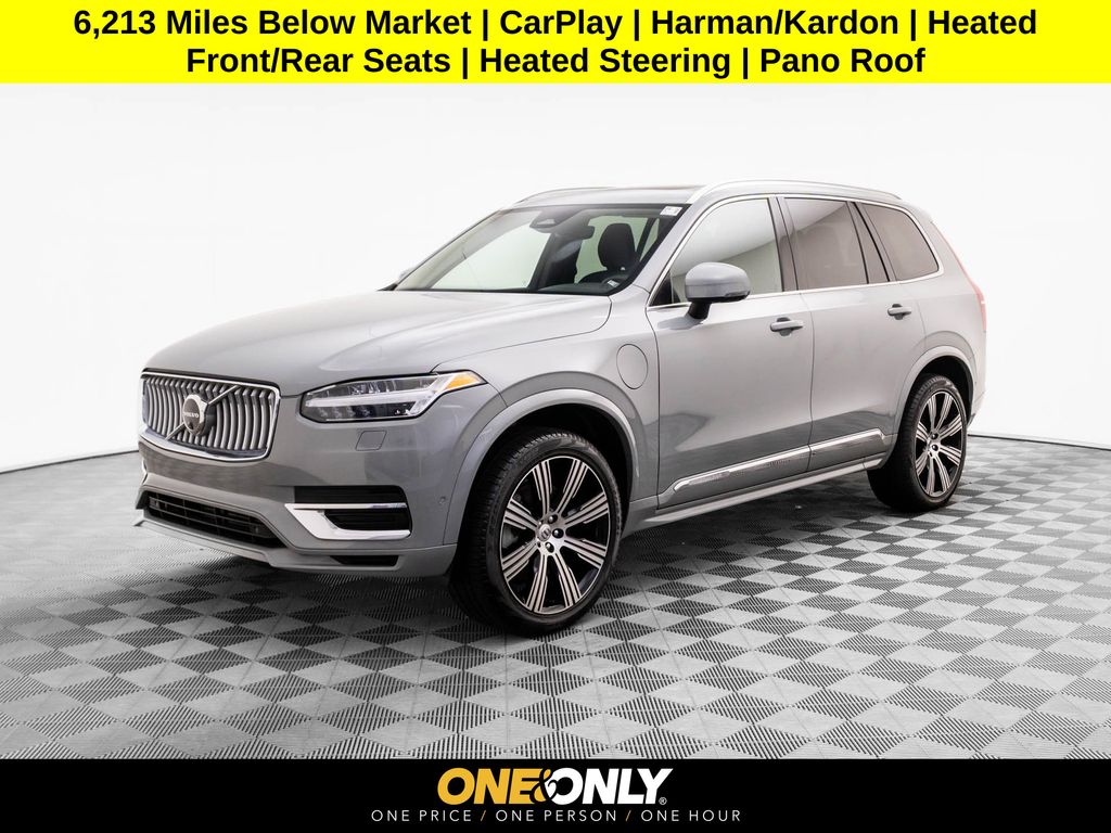 2024 Volvo XC90 Plus's photo