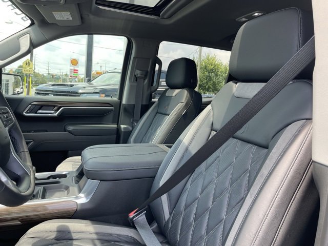 2025 Chevrolet Silverado 1500 RST photo 17