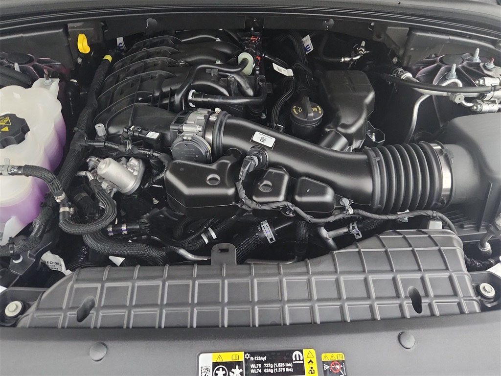 2025 Jeep Grand Cherokee Laredo Altitude X photo 33