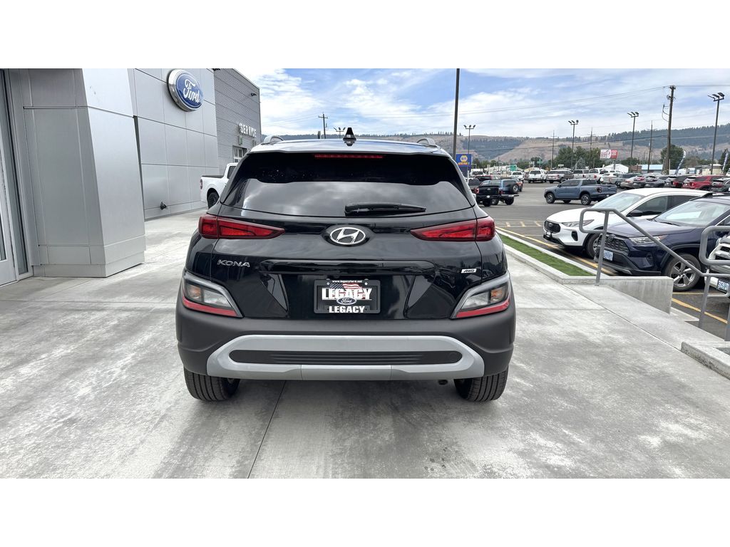 2023 Hyundai Kona SEL photo 4