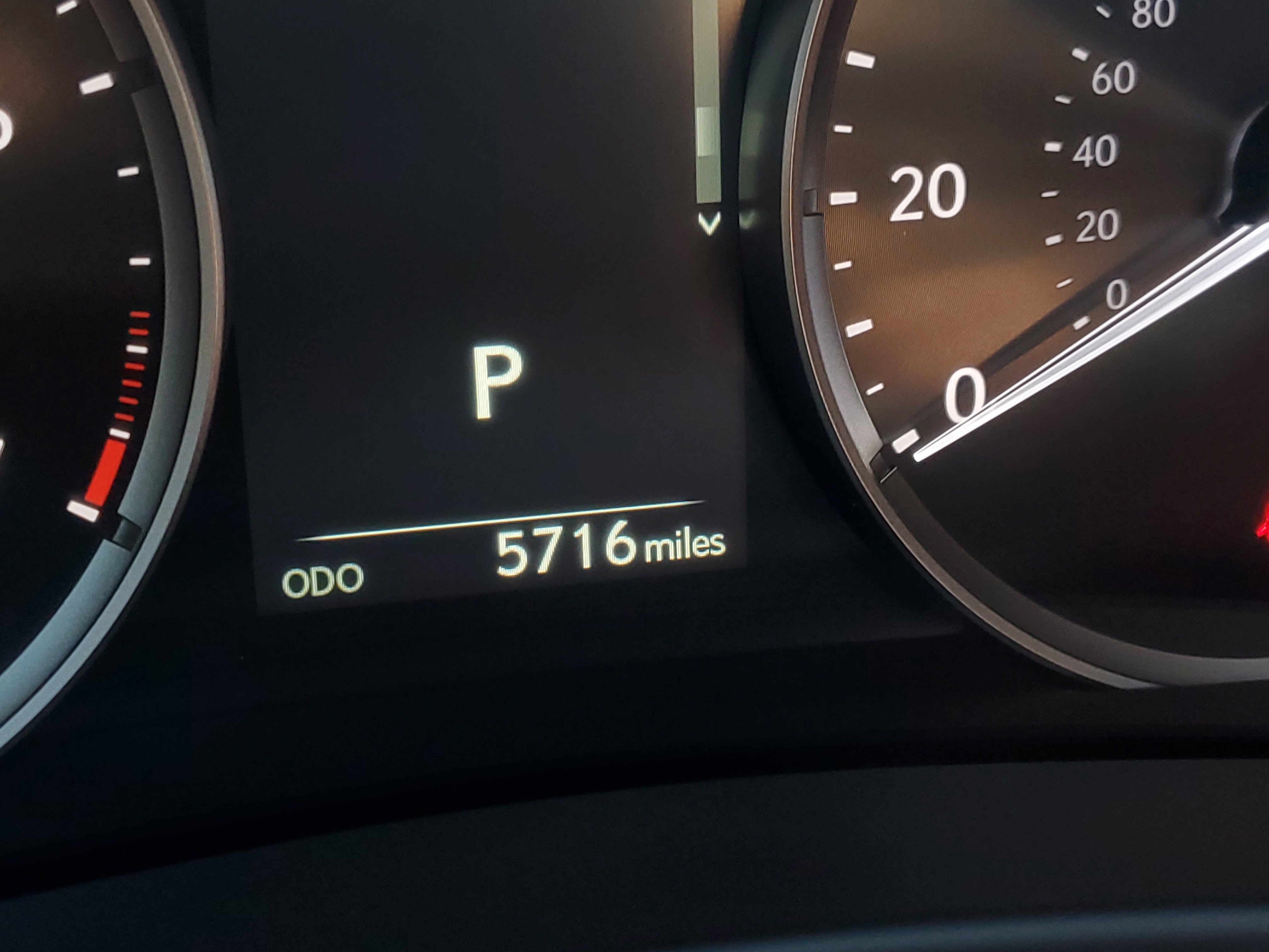 2025 Lexus IS 350 F SPORT photo 8