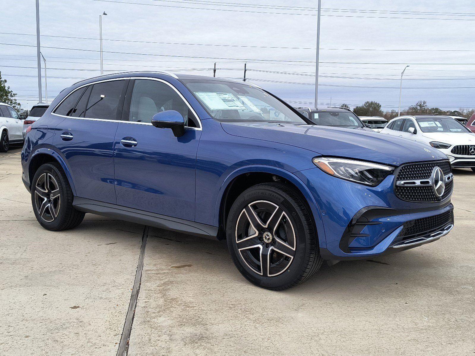 2025 Mercedes Benz GLC 300 4MATIC photo 4