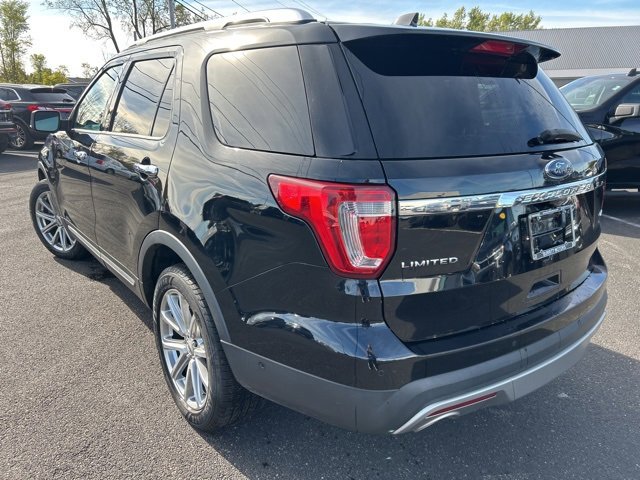 2017 Ford Explorer Limited photo 4