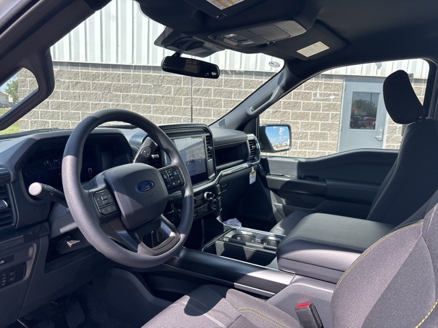 2025 Ford F-150 STX photo 15