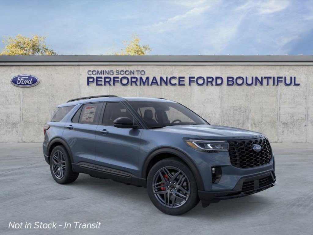 2025 Ford Explorer ST photo 6