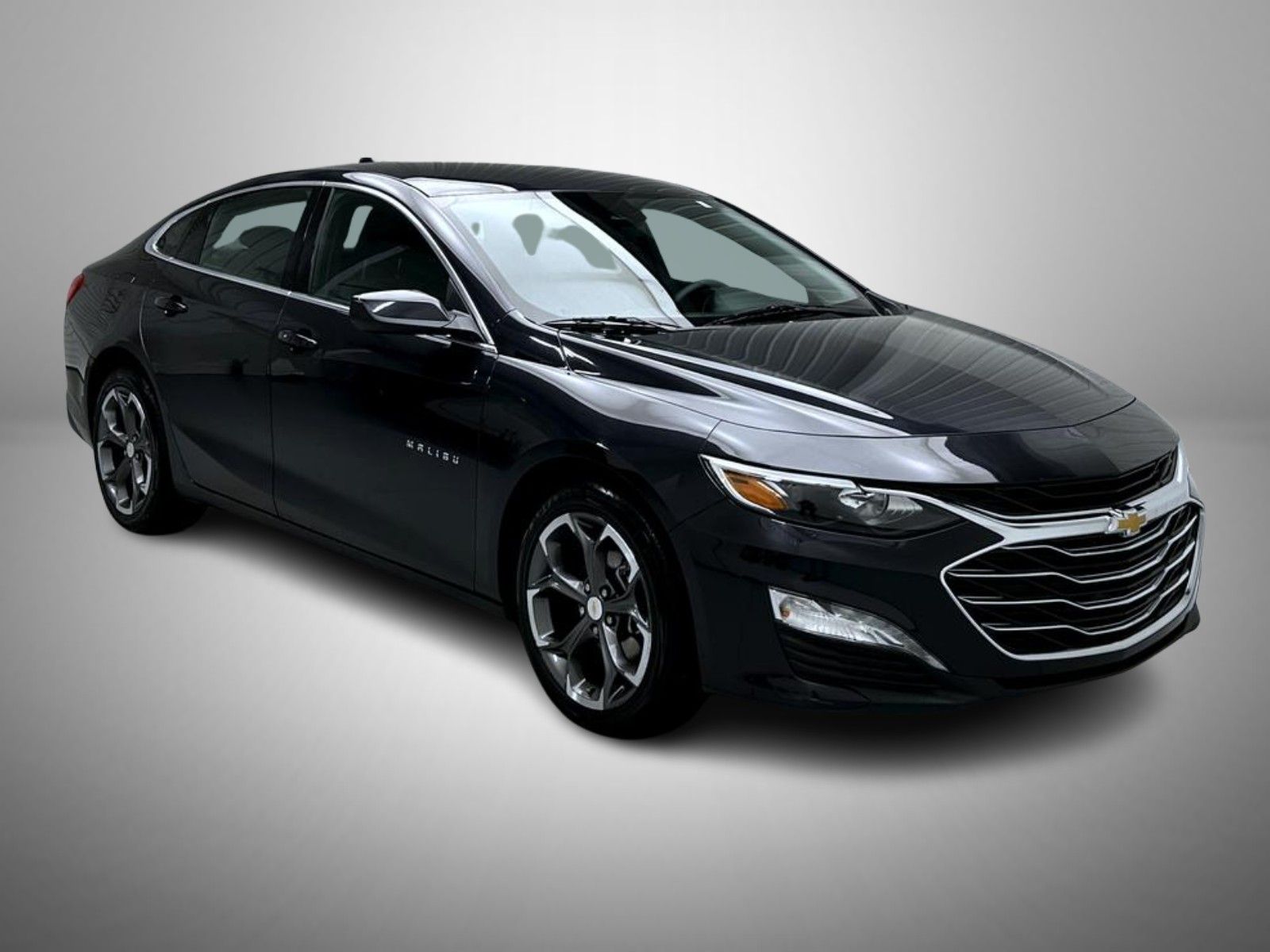 2023 Chevrolet Malibu 1LT photo 3