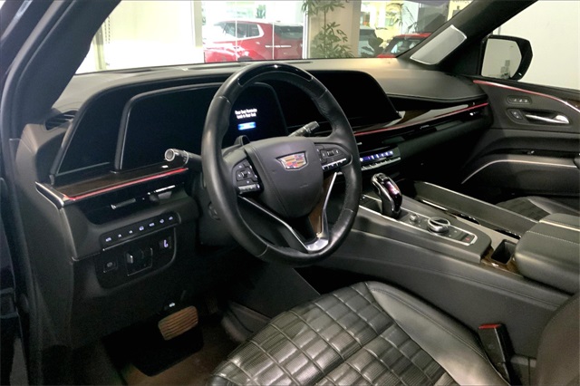 2022 Cadillac Escalade Sport Platinum photo 13