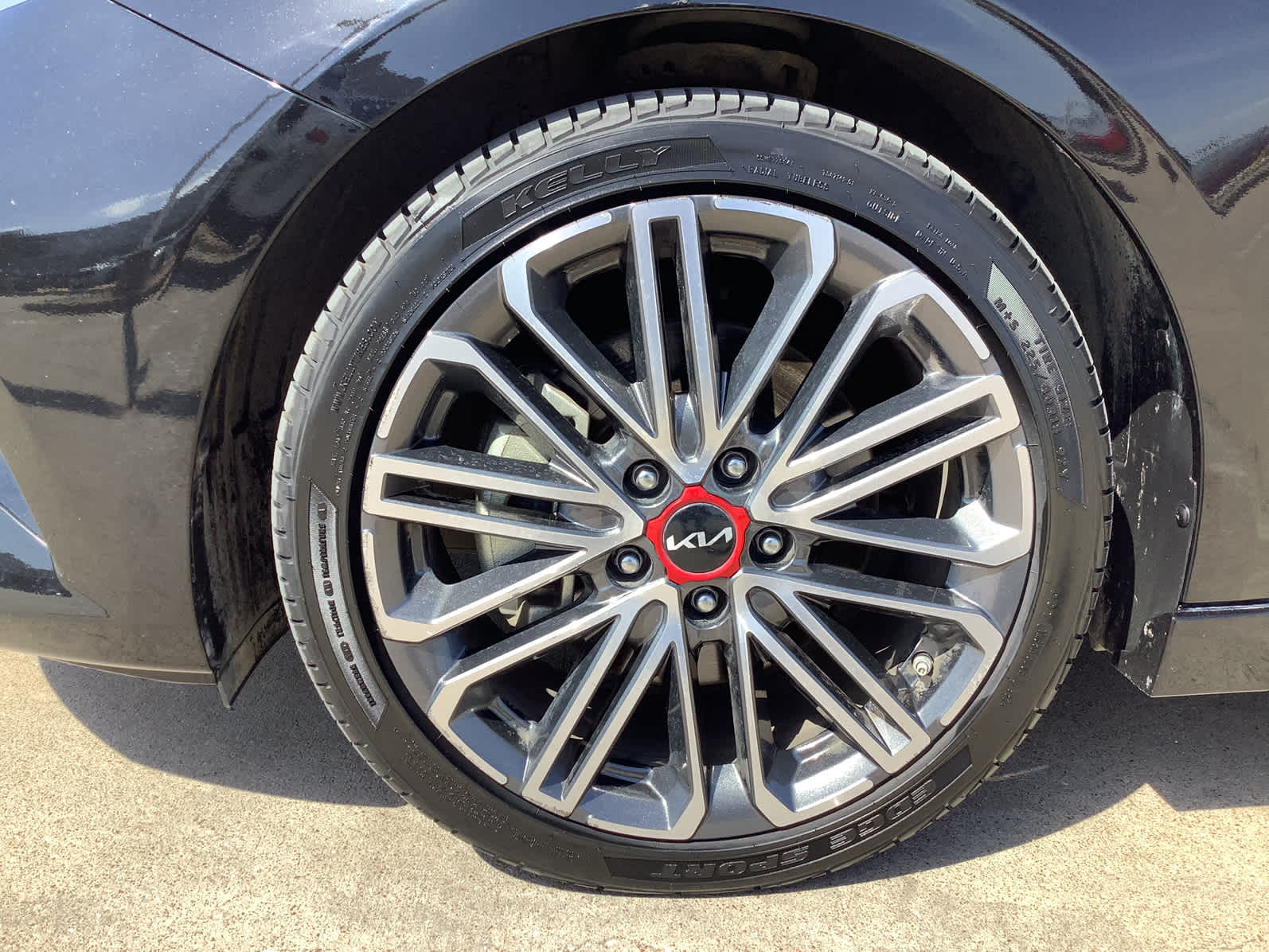 2022 Kia Forte GT photo 5