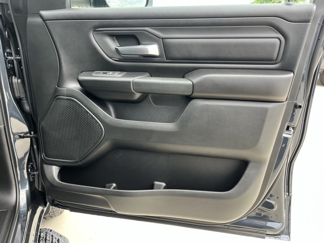 2025 Ram 1500 Tradesman photo 21