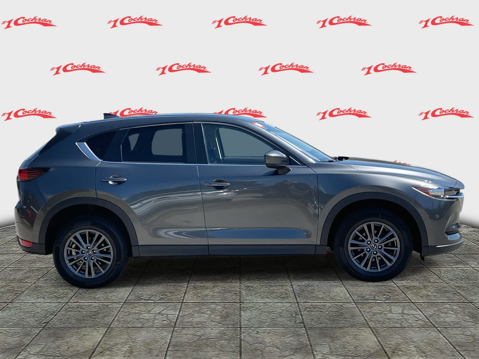 2019 Mazda CX-5 Touring photo 2