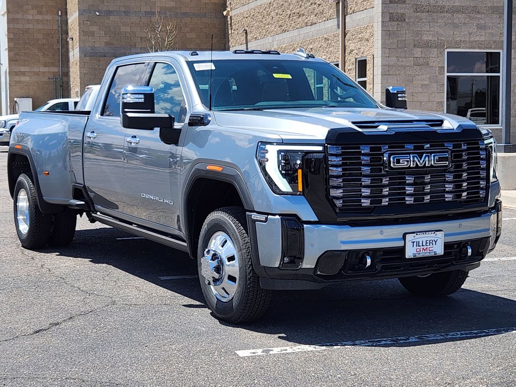 2025 Gmc Sierra 3500 HD Denali Ultimate photo 2