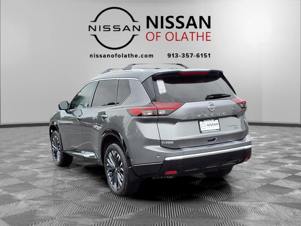 2026 Nissan Rogue Platinum photo 3