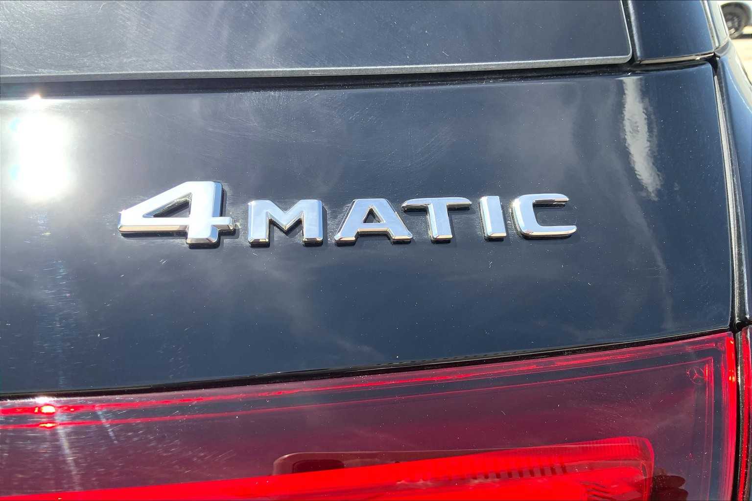 2025 Mercedes Benz GLE 450 4MATIC photo 4