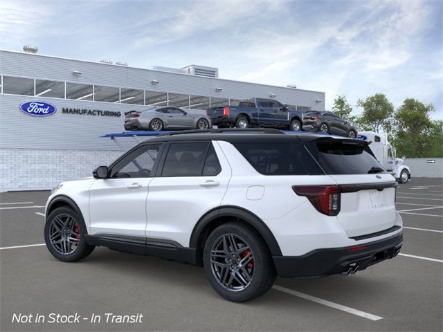 2026 Ford Explorer ST photo 4