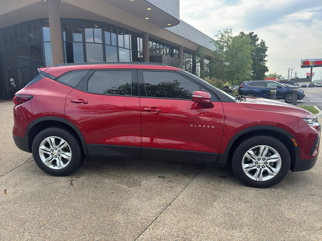 2021 Chevrolet Blazer 2LT photo 4