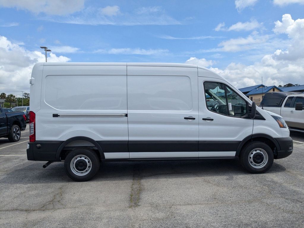 2025 Ford Transit photo 3