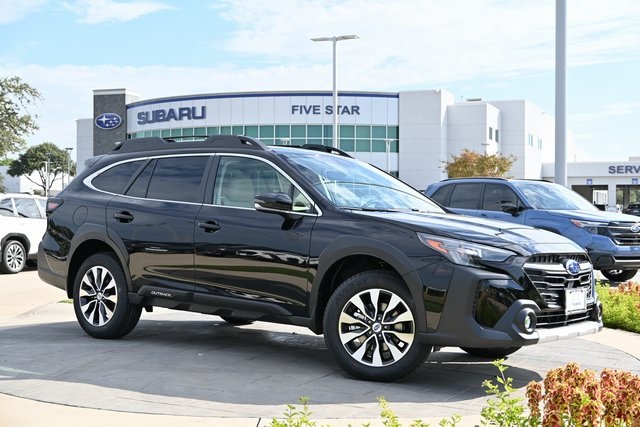 2025 Subaru Outback Limited's photo