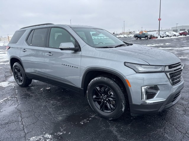 2023 Chevrolet Traverse Cloth photo 3