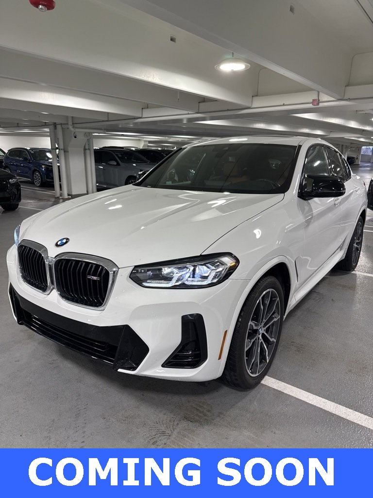 2022 BMW X4 M40i's photo