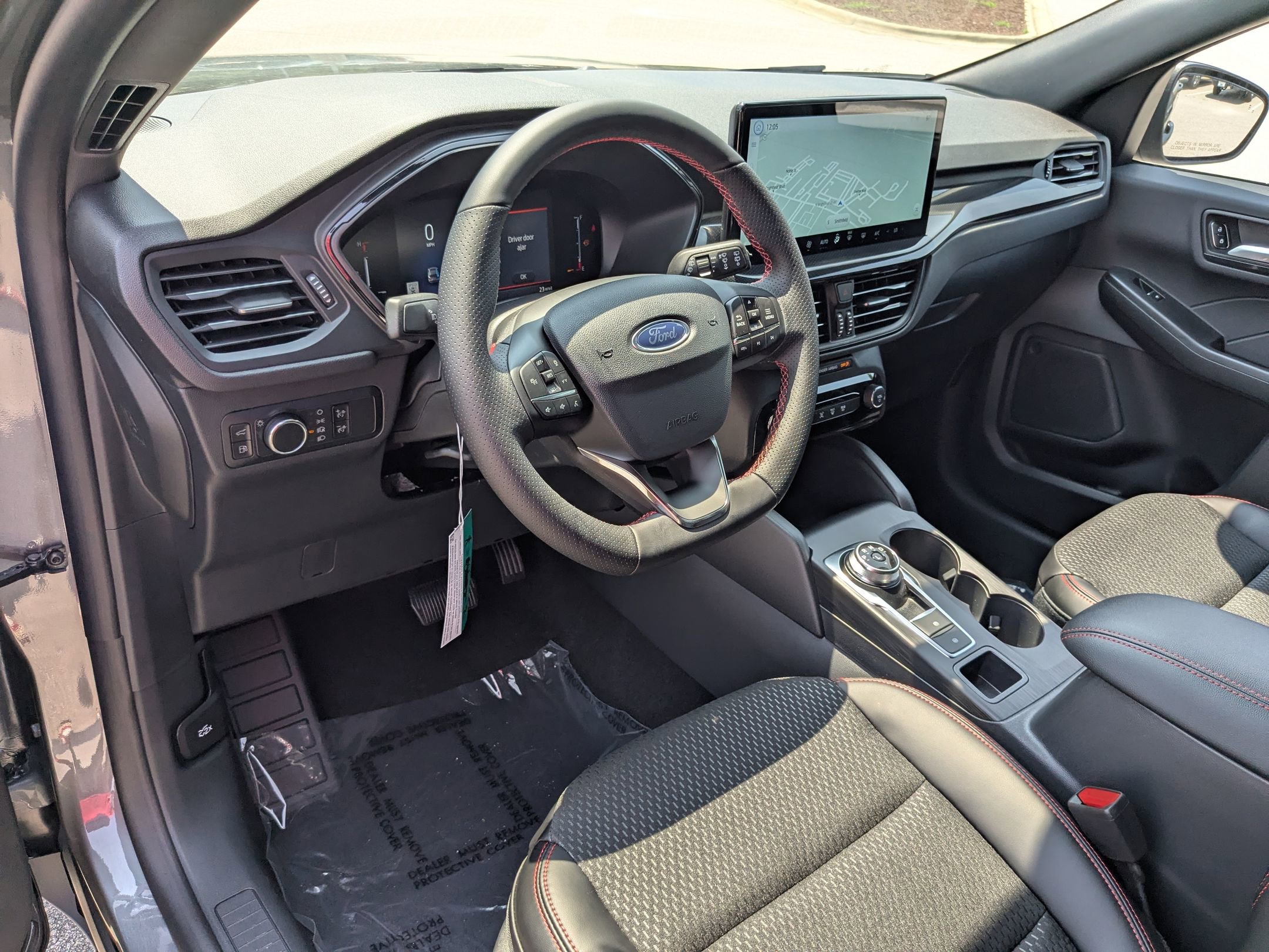 2025 Ford Escape ST-Line photo 14