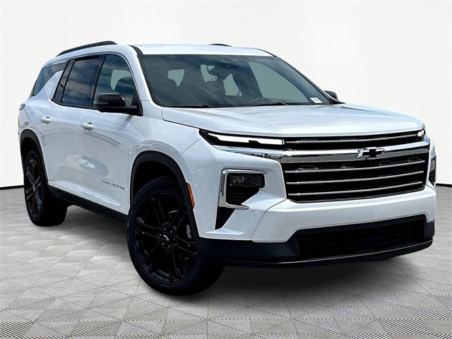 2025 Chevrolet Traverse LT's photo