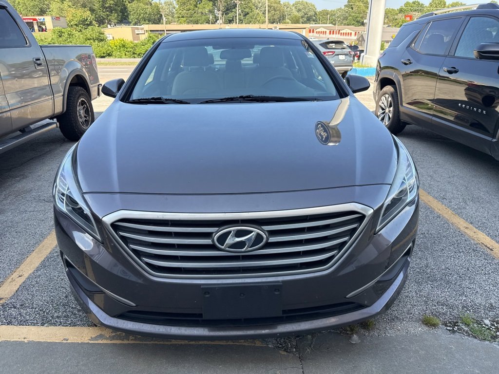 Used 2016 Hyundai Sonata SE with VIN 5NPE24AF5GH297970 for sale in Kansas City