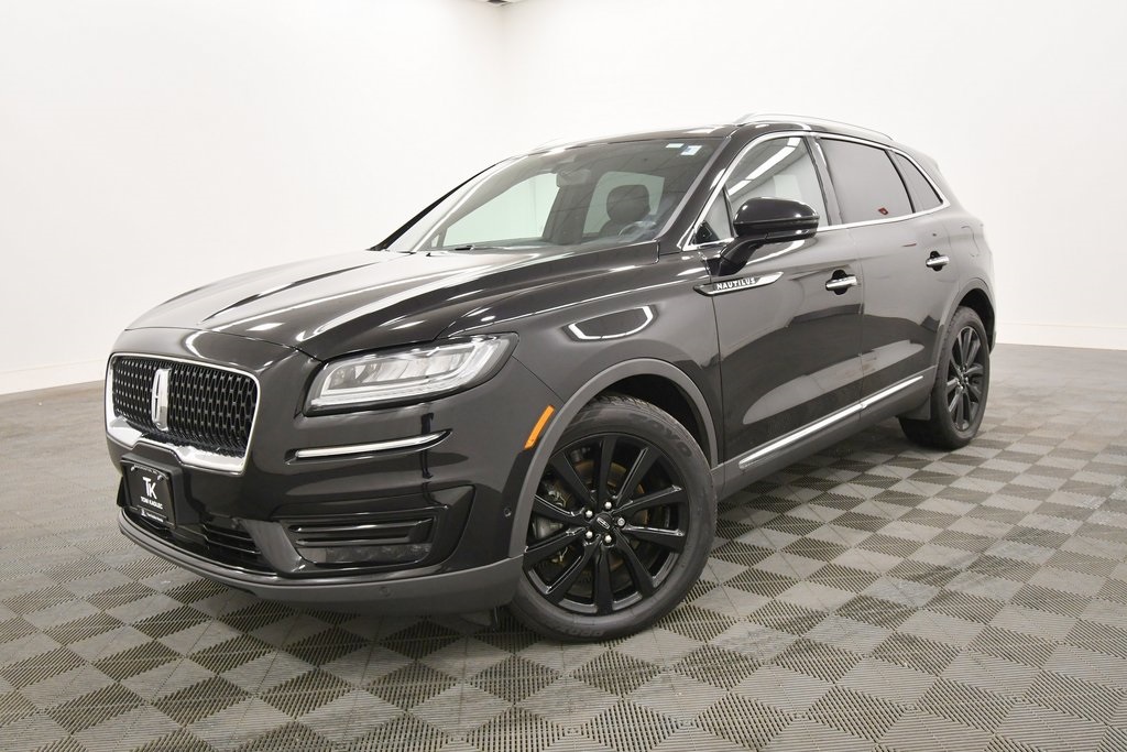 2020 Lincoln Nautilus Reserve photo 2