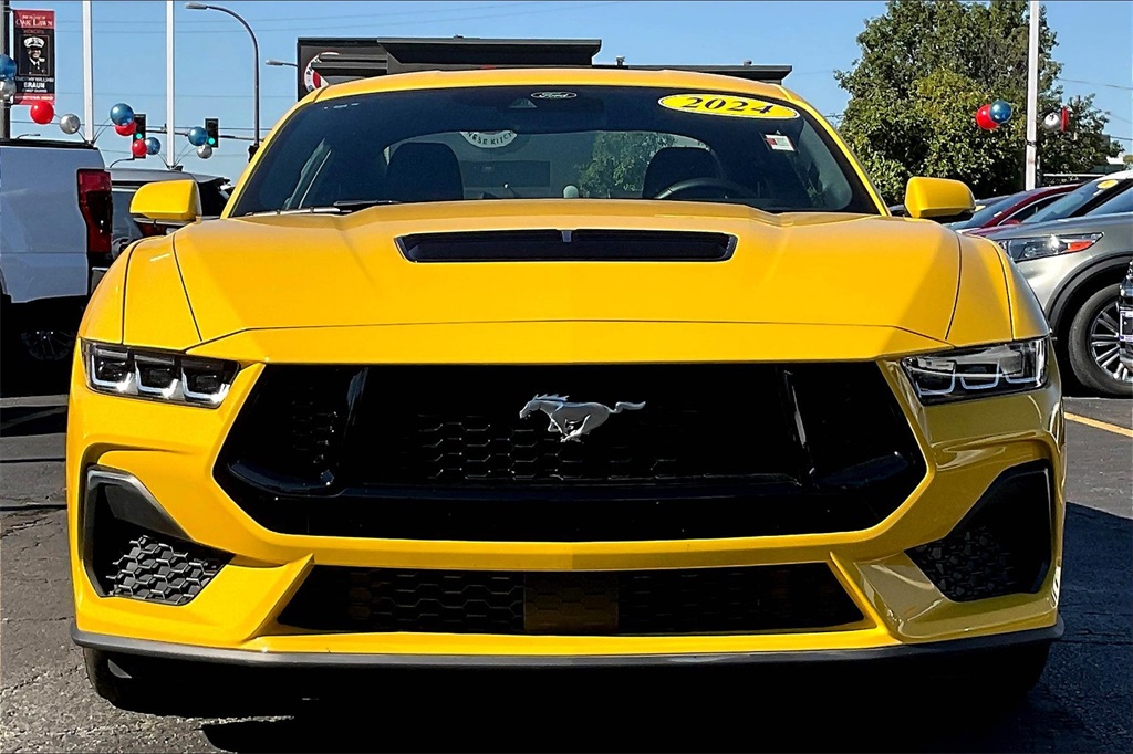 2024 FORD MUSTANG - Image 1