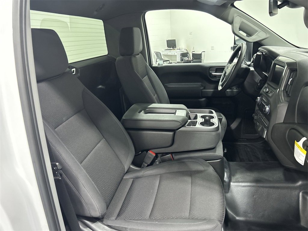 2025 Chevrolet Silverado 2500HD photo 21