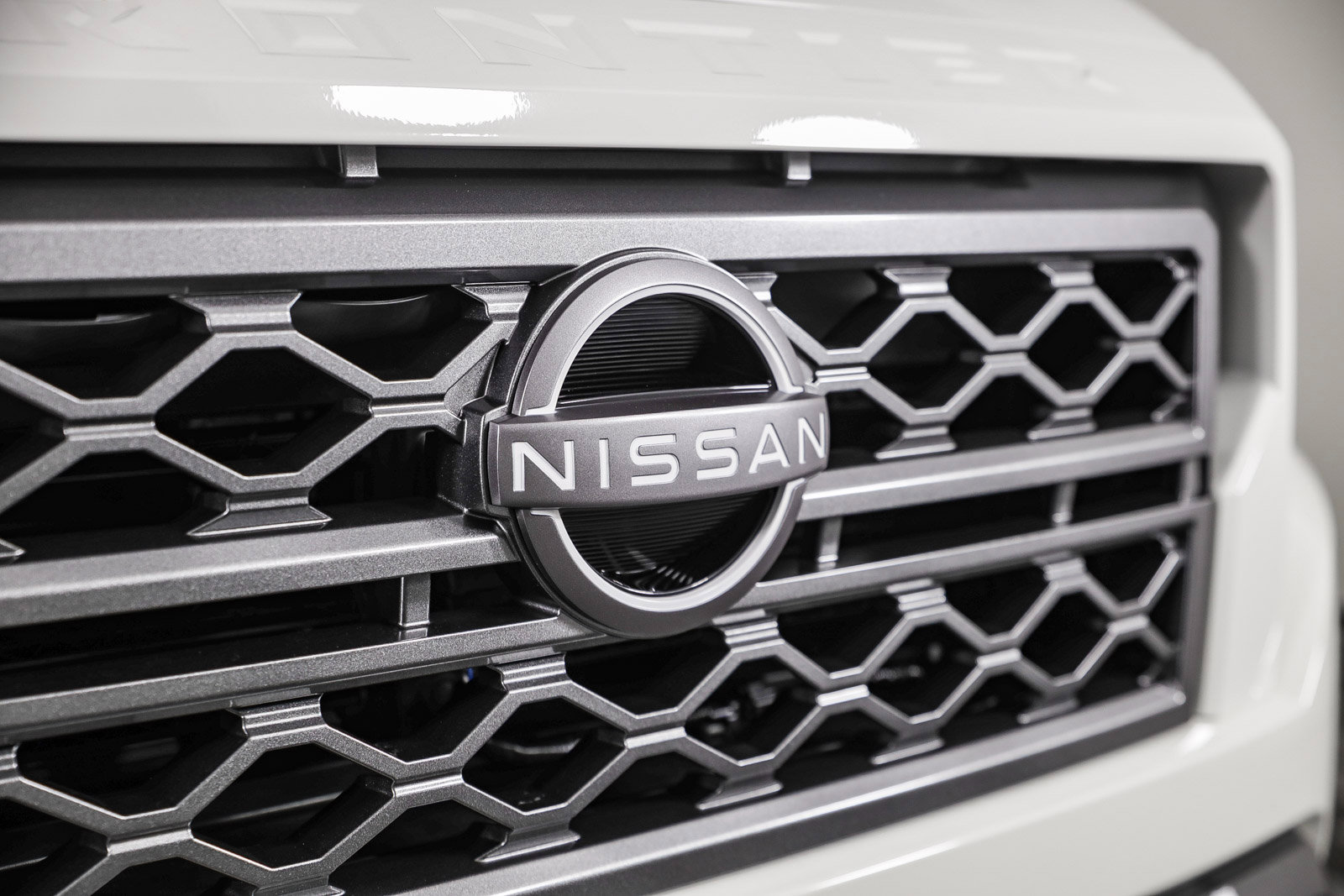 2024 Nissan Frontier King Cab SV photo 3