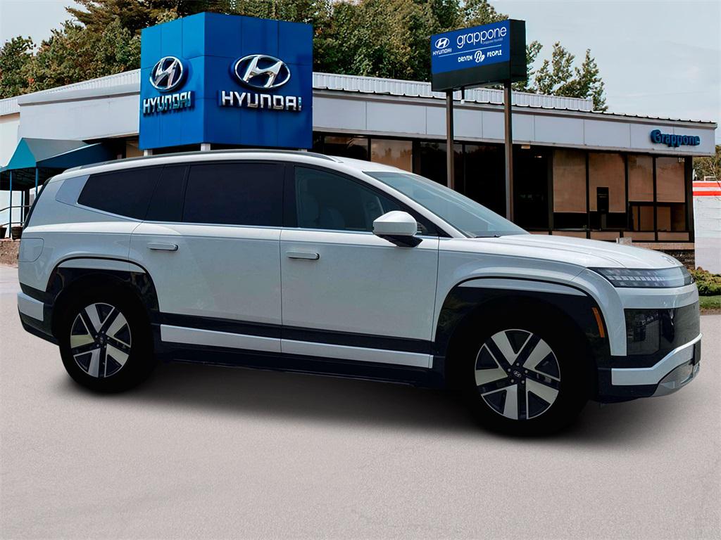 2026 Hyundai Ioniq SEL photo 9