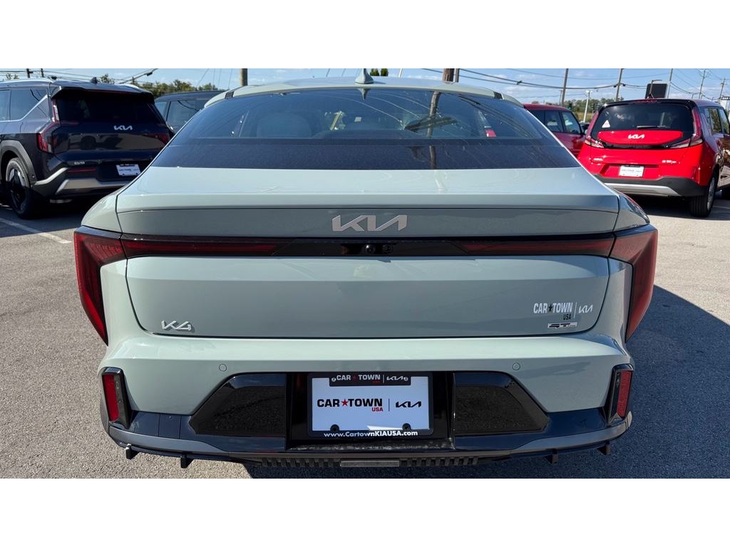 2025 Kia K4 GT-Line Turbo photo 5