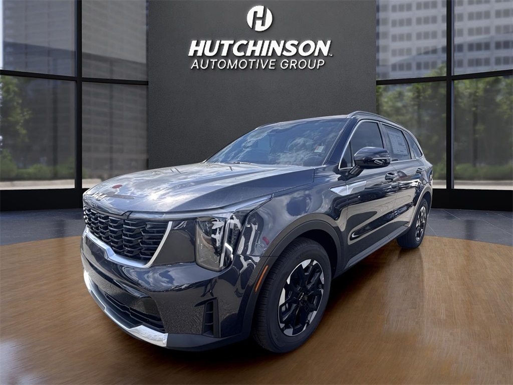 2025 Kia Sorento S photo 3
