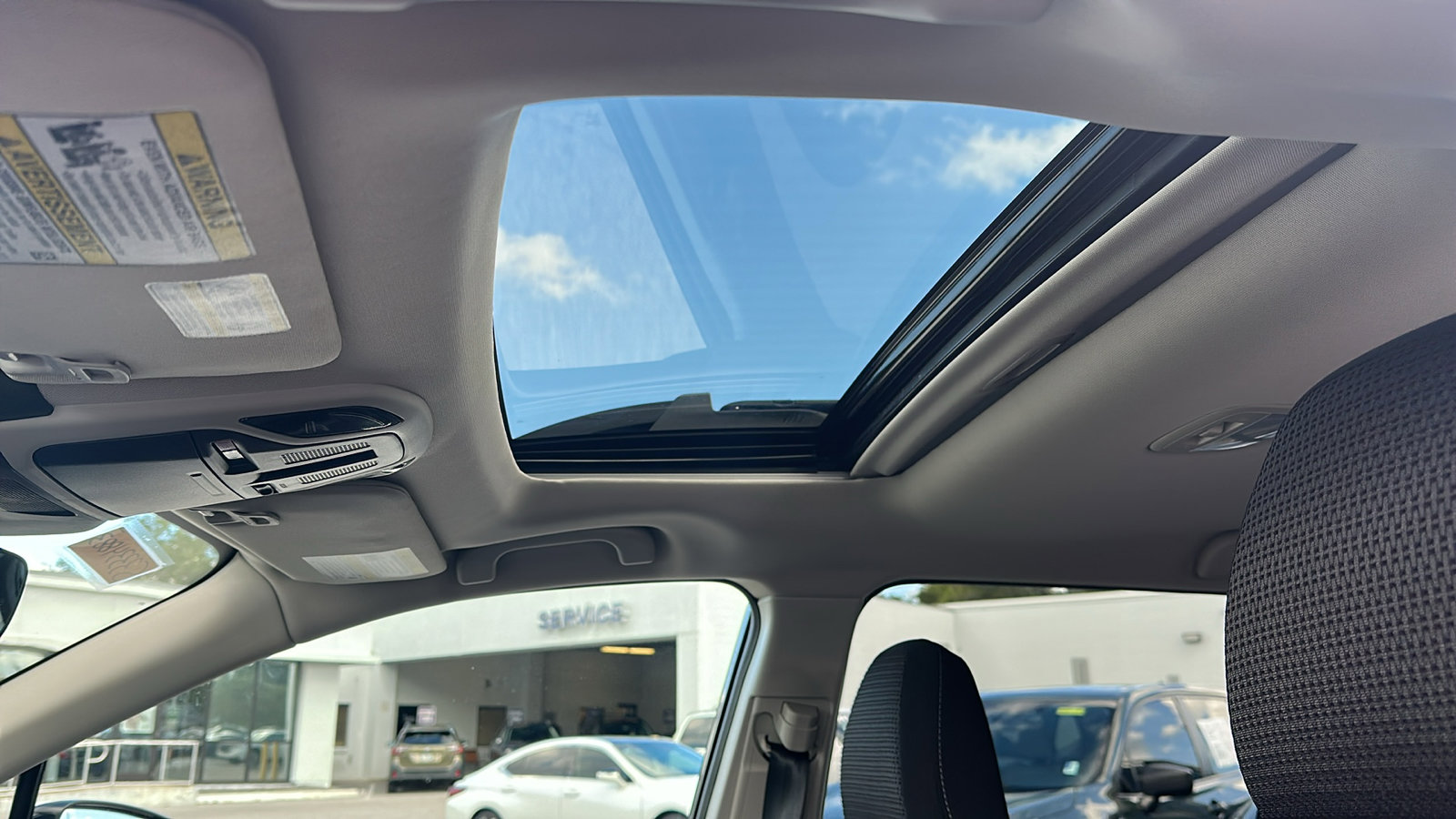 2025 Subaru Outback Premium photo 4