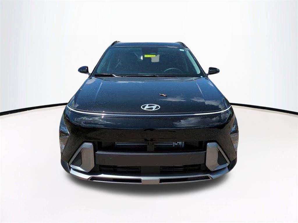 2026 Hyundai Kona Limited photo 2