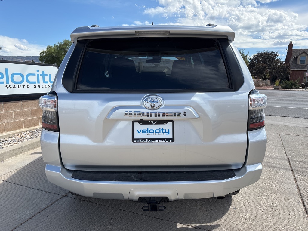 2024 Toyota 4Runner SR5 photo 5