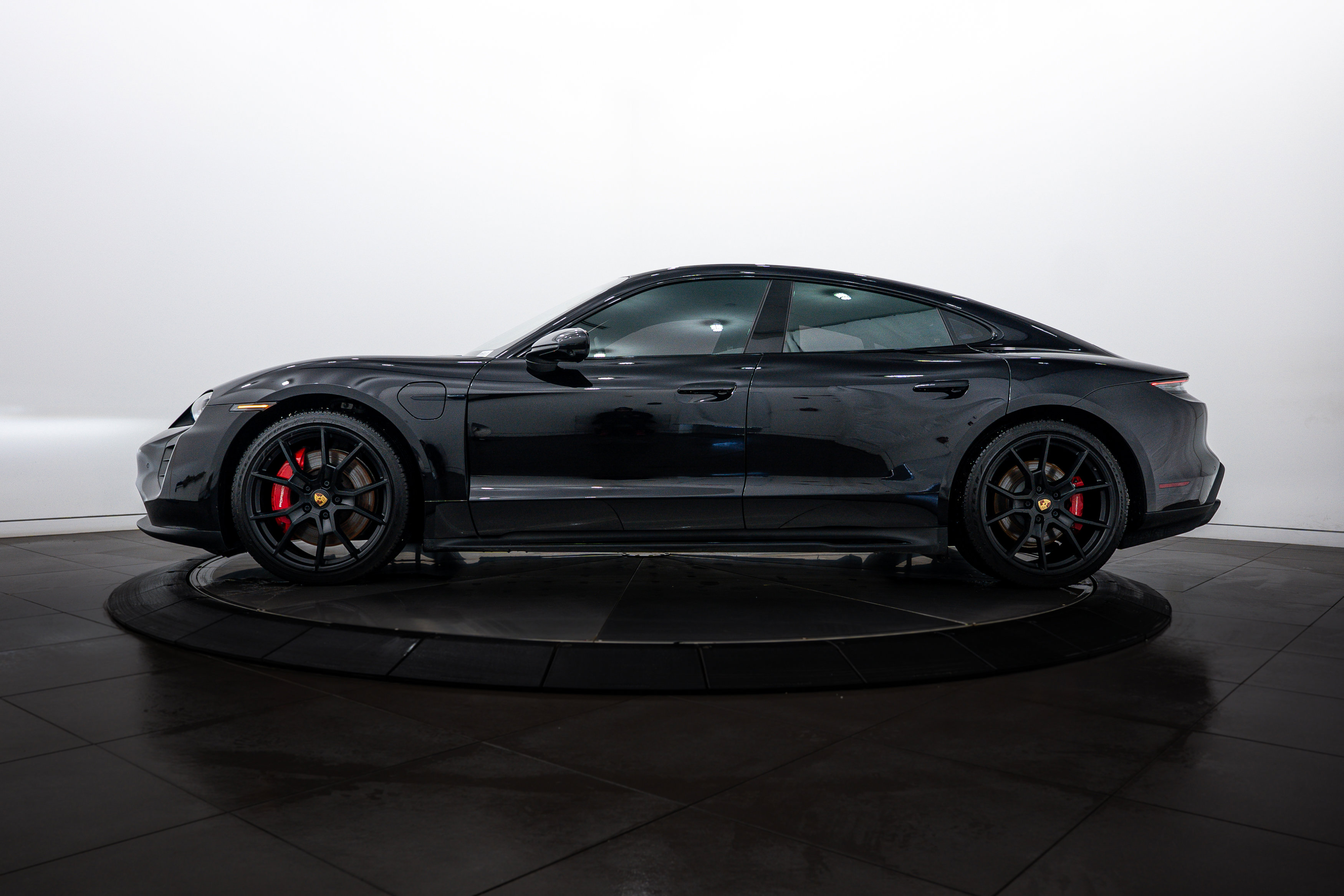 Certified 2022 Porsche Taycan GTS with VIN WP0AD2Y18NSA59216 for sale in Highland Park, IL