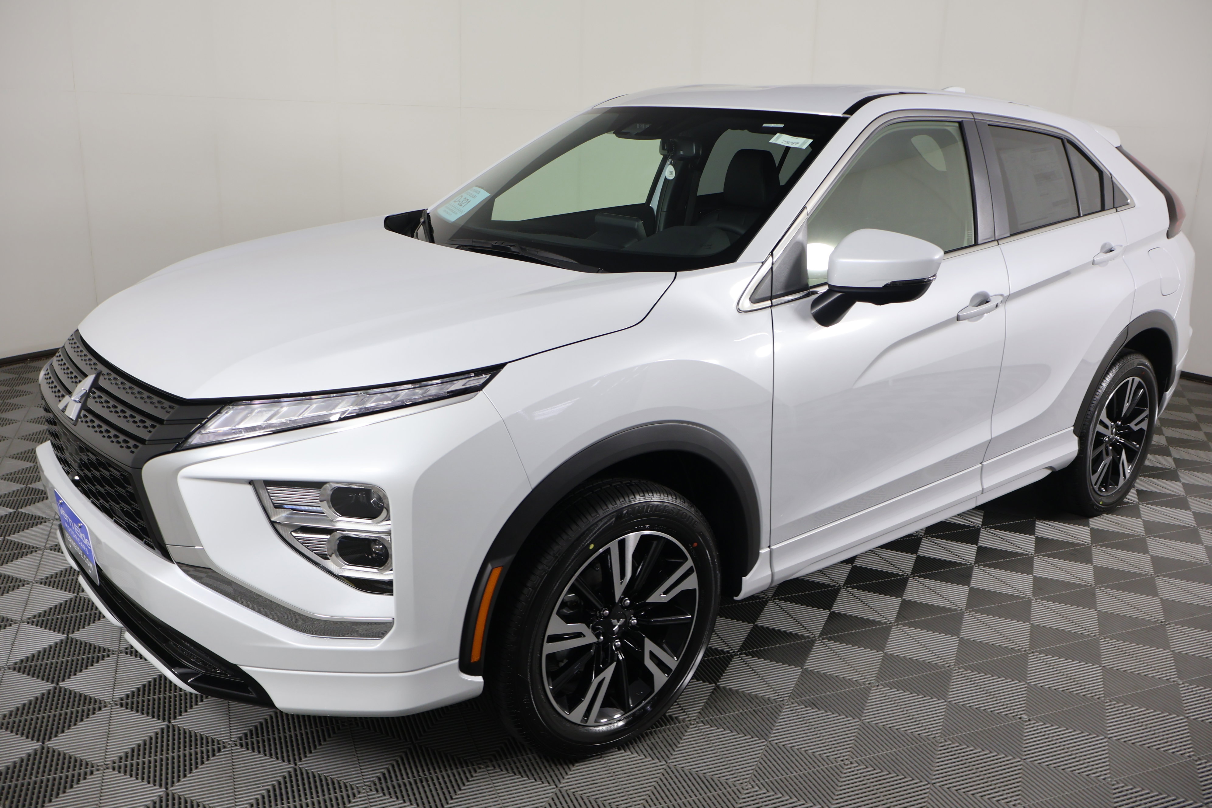 2025 Mitsubishi Eclipse Cross SEL photo 10