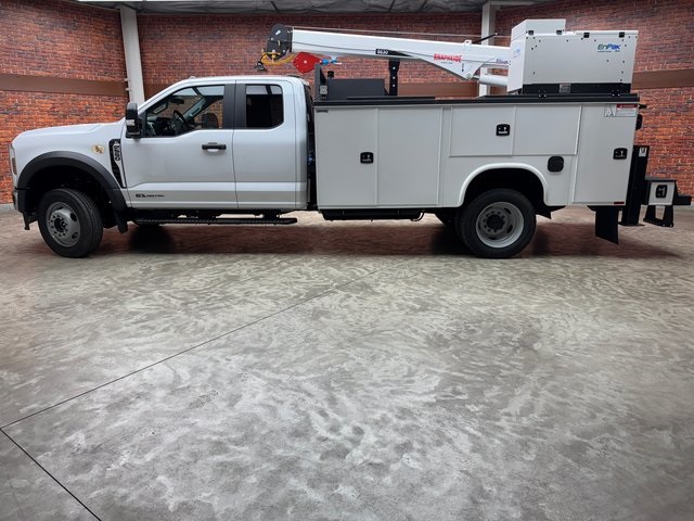 2024 Ford F-550 XL photo 2