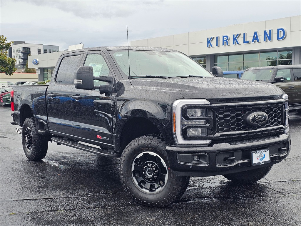 2026 Ford F-350 Super Duty Lariat's photo
