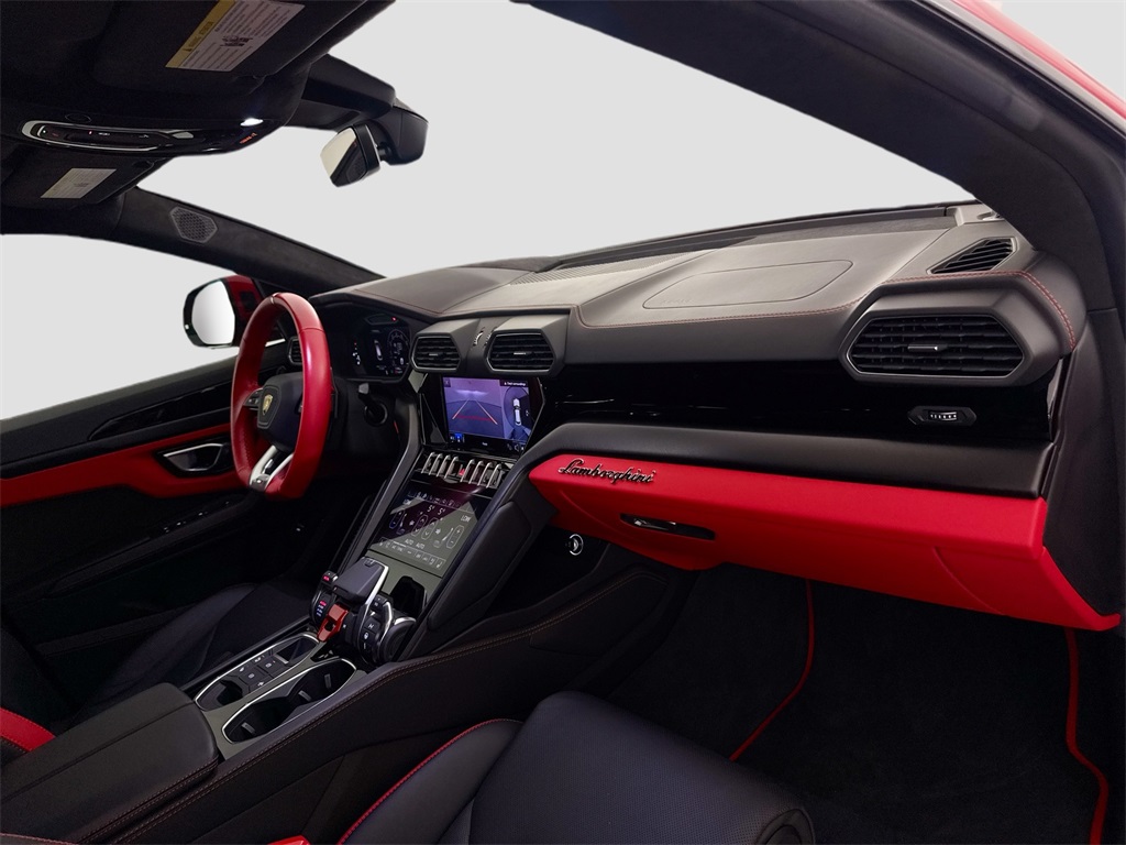 2024 Lamborghini Urus S photo 31