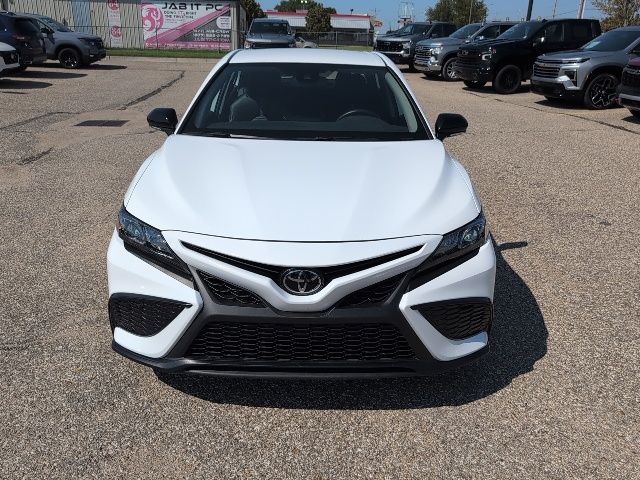 2024 Toyota Camry SE photo 4