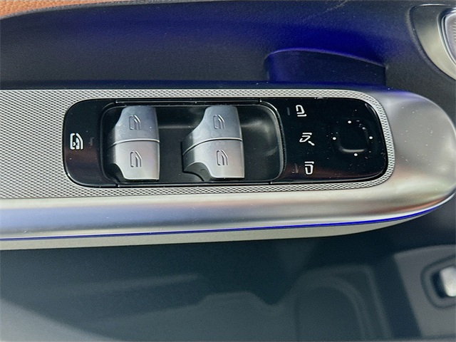 2025 Mercedes Benz GLC 300 4MATIC photo 18
