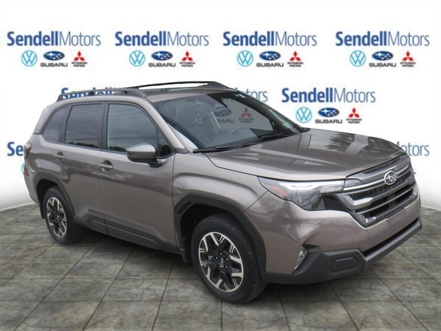 2025 Subaru Forester Premium's photo